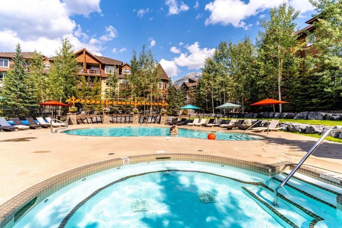 The Raven Suite At Stoneridge Mountain Resort Canmore Eksteriør billede
