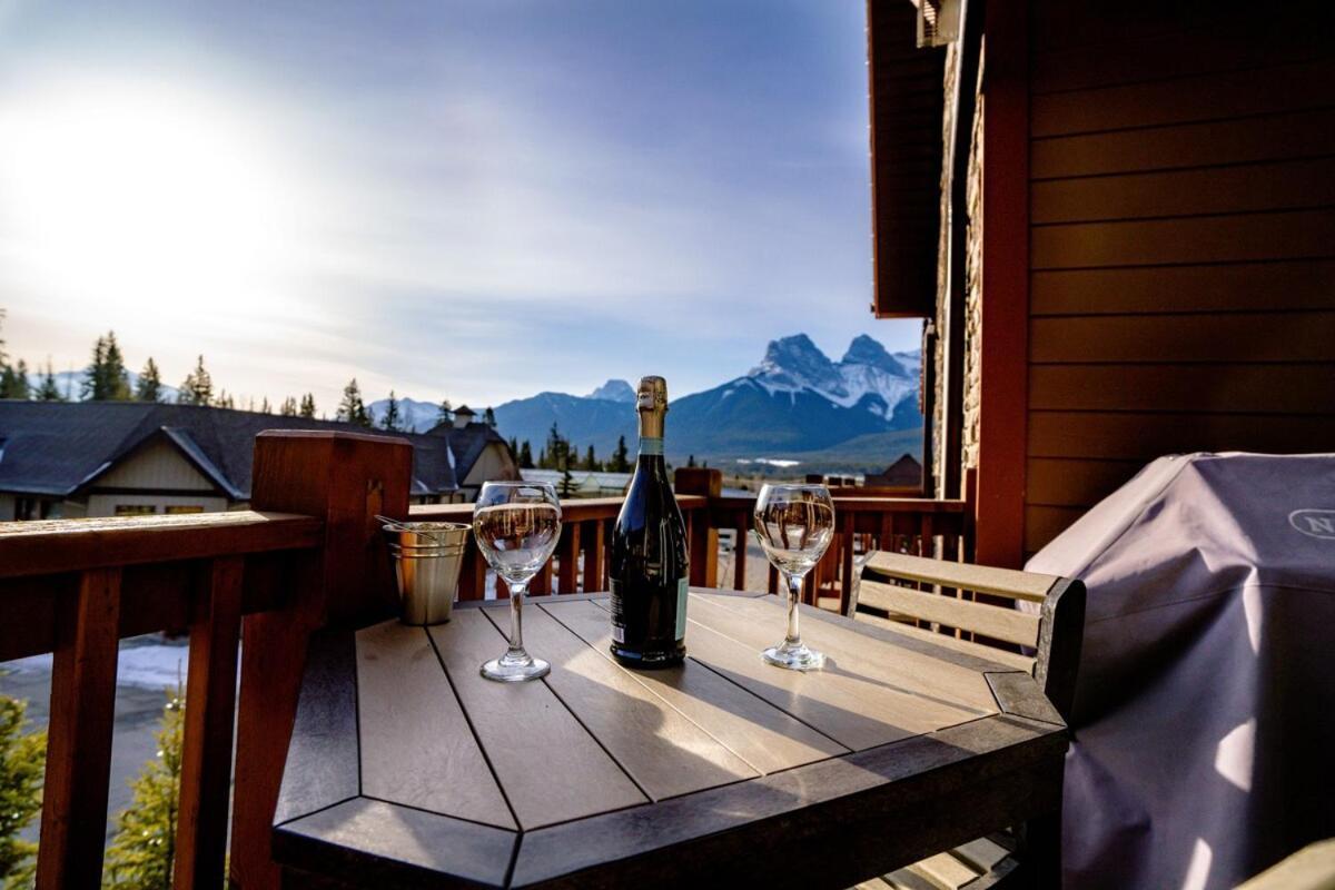 The Raven Suite At Stoneridge Mountain Resort Canmore Eksteriør billede