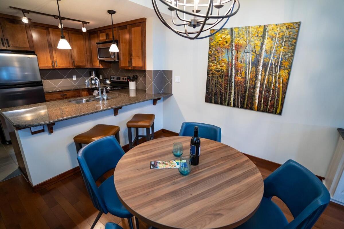 The Raven Suite At Stoneridge Mountain Resort Canmore Eksteriør billede