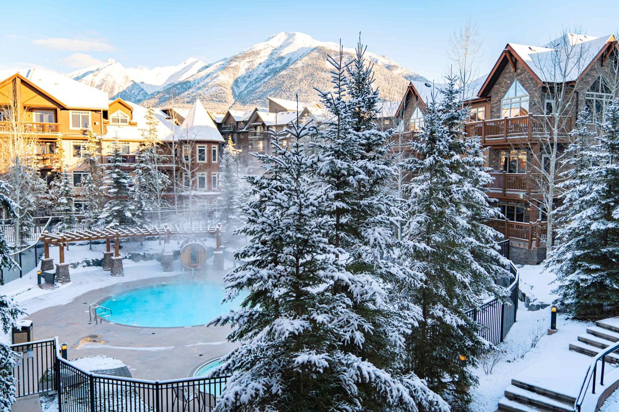 The Raven Suite At Stoneridge Mountain Resort Canmore Eksteriør billede